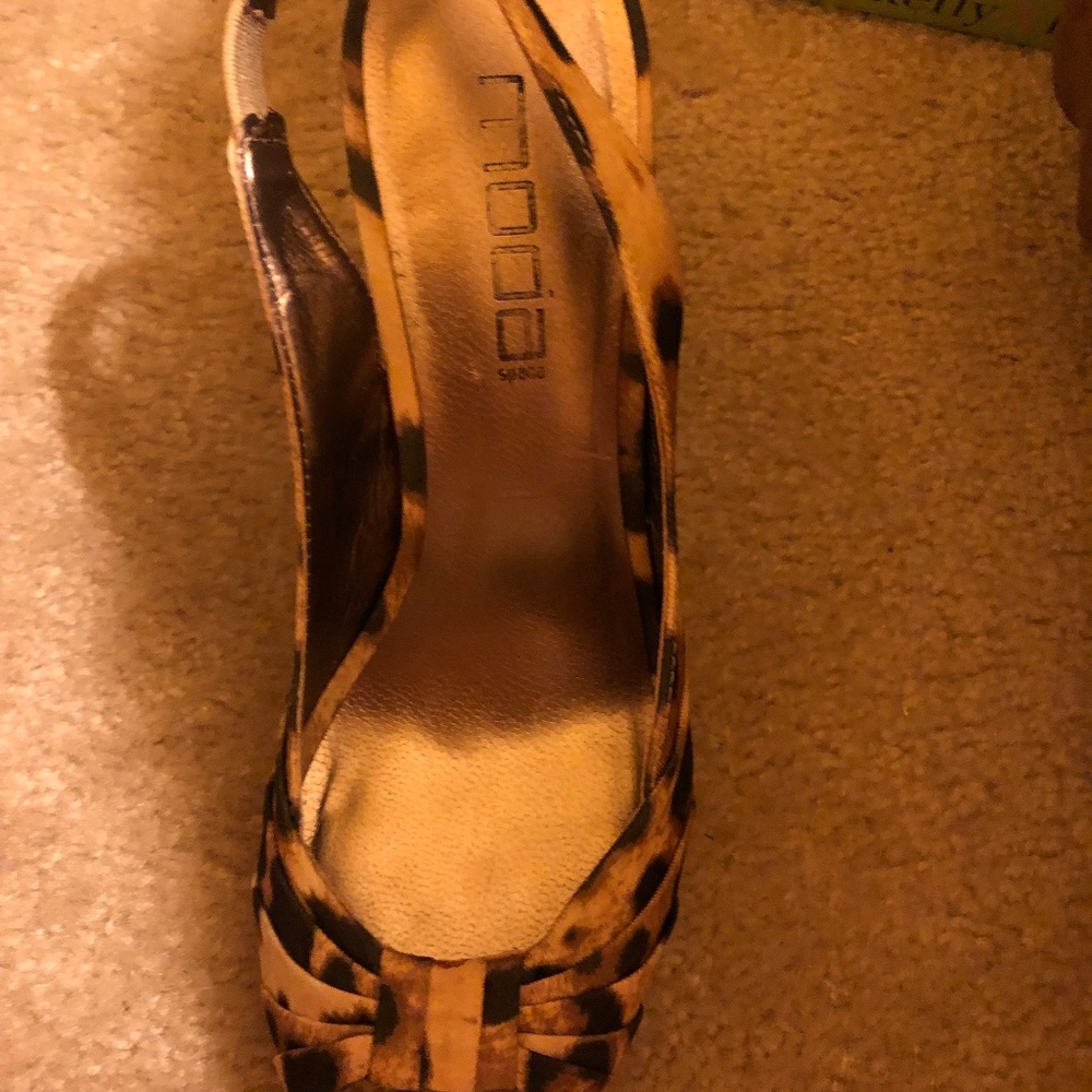 Animal print open toe